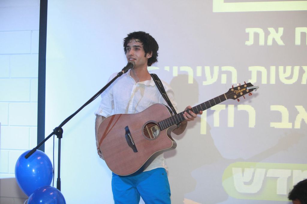 ישראל בראון באירוע יואב רוזן2. צילום קובי בס