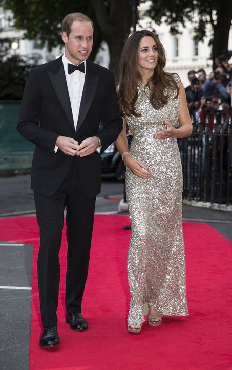 prince-william-kate-middleton-jenny-packham-gold-gown-h724